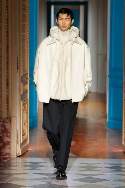 Look 6